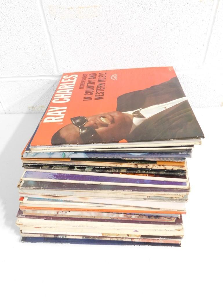 Lot of Vinyl LP Records incl Ray Charles, Tony Orlando, Booker T and the MGs: Lot of Vinyl LP Records incl Ray Charles, Tony Orlando, Booker T and the MGs, Frank Sinatra, etc. Condition: unchecked and untested.
