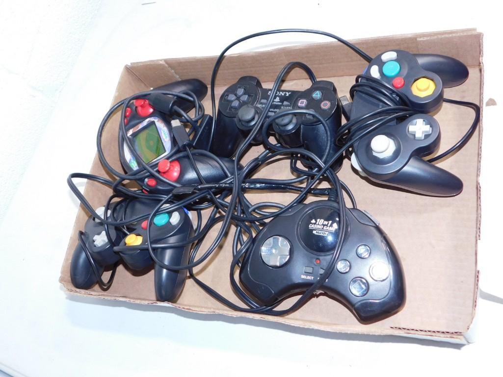 Lot of 5 Video Game Controllers Assorted (1 of 4)