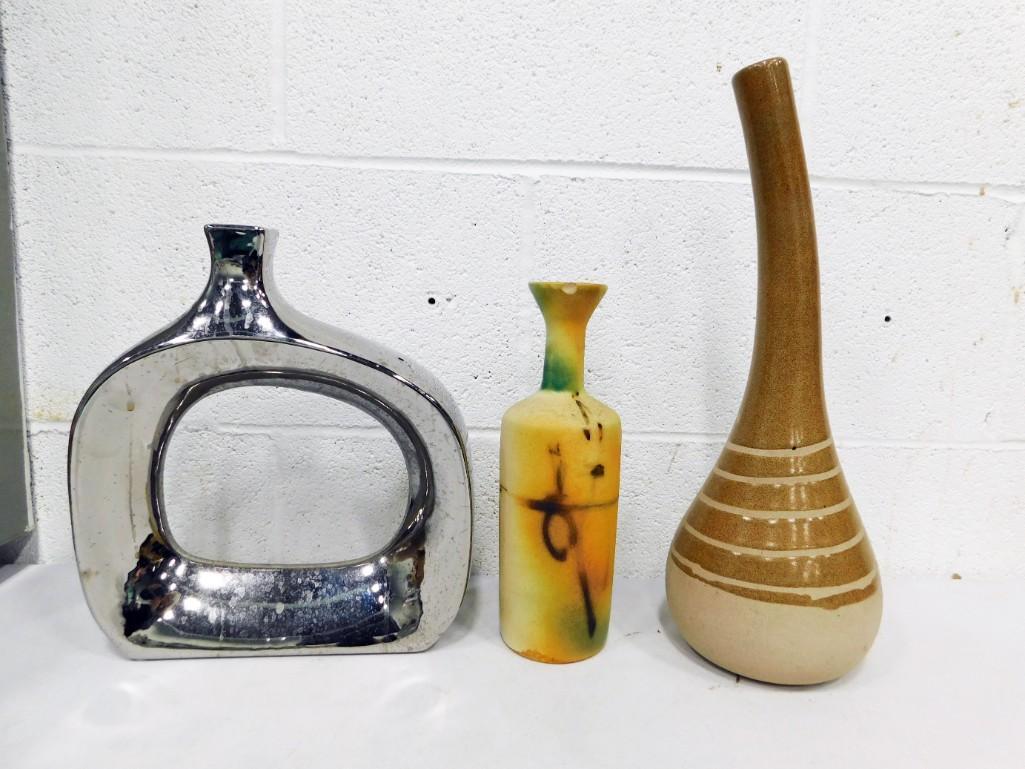 Lot of 3 Vases incl 1 Royal Haeger, 1 Hand Painted, and 1 Unmarked (1 of 3)