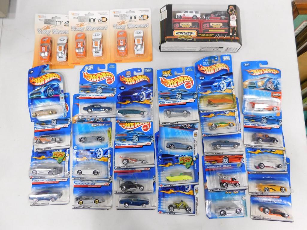 Die Cast Cars incl Hot Wheels, Matchbox, etc: Die Cast Cars incl Hot Wheels, Matchbox, etc All New in Package