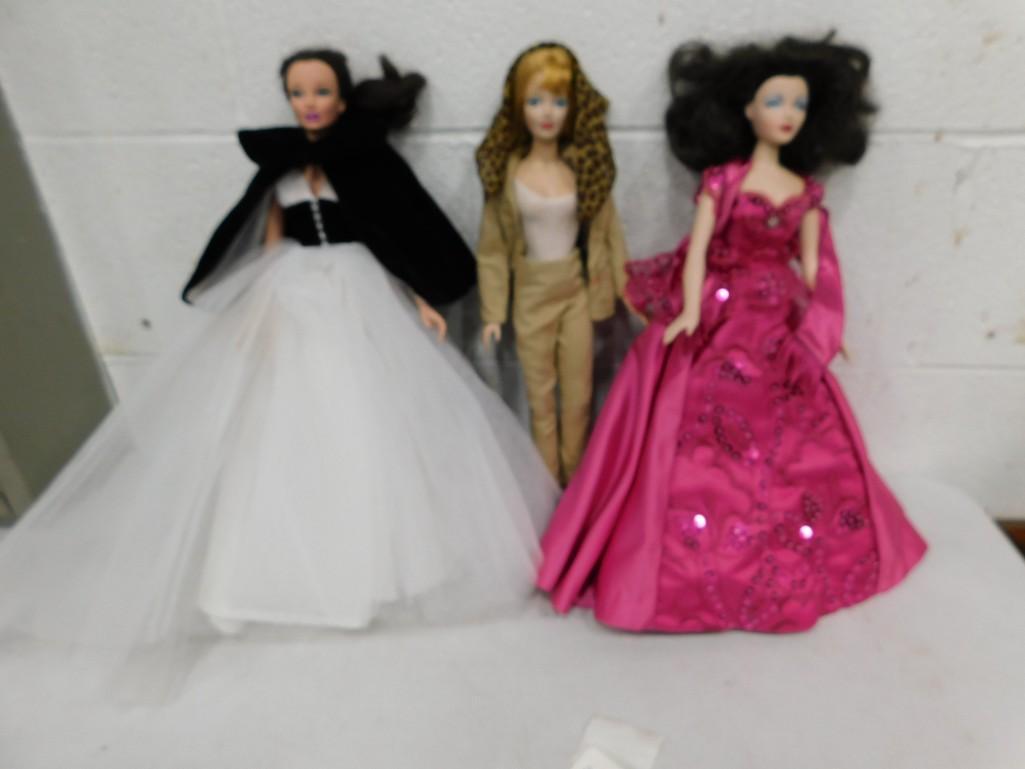 Ashton Drake Gene Marshall 16" Fashion Doll, Sandra Bilatto Dolls Lot (1 of 5)