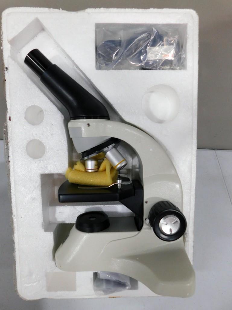 National Microscope Appears New: National Microscope Appears New
