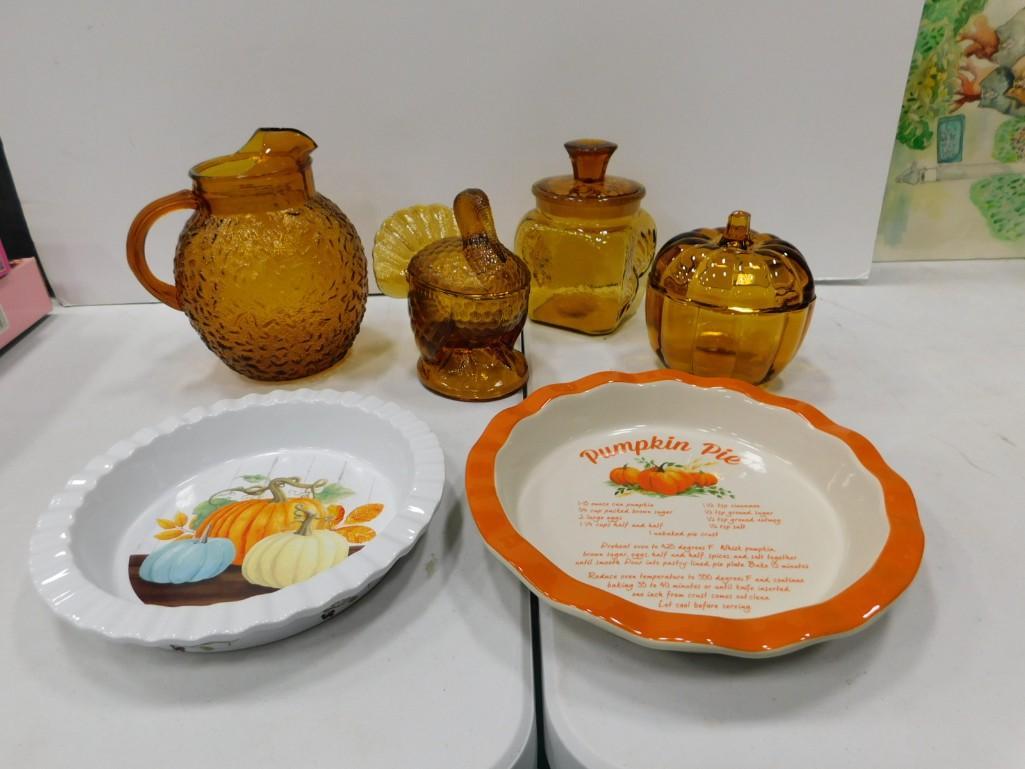Vintage Thanksgiving Items incl Amber Glassware and Ceramic Pie Pans (1 of 12)