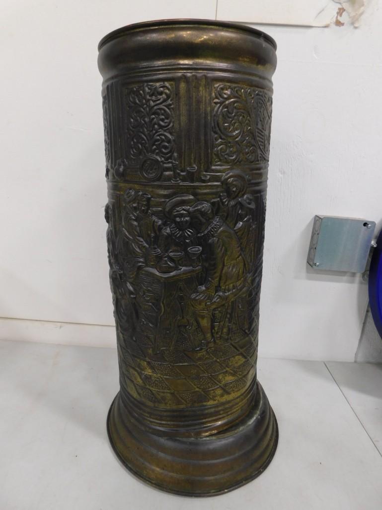 Brass Umbrella Stand: Brass Umbrella Stand Condition: base has separated from top. Please see pictures