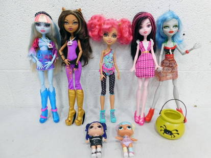 Monster High Dolls Lot incl Monster High Clawdeen Wolf Music Festival, Abbey Bominable: Lot of 7 Monster High Dolls including Monster High Clawdeen Wolf Music Festival, Abbey Bominable Music Festival, Ghoulia Yelps Skull Shores, Draculaura, Howleen Wolf Dance Class dolls lot. LOL Surpris