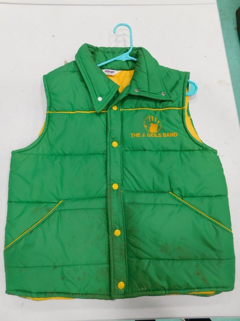 The J Geils Band Freeze Frame Puffy Vest Size L: The J. Geils Band Freeze Frame Puffy Vest Size L Condition: may need cleaning