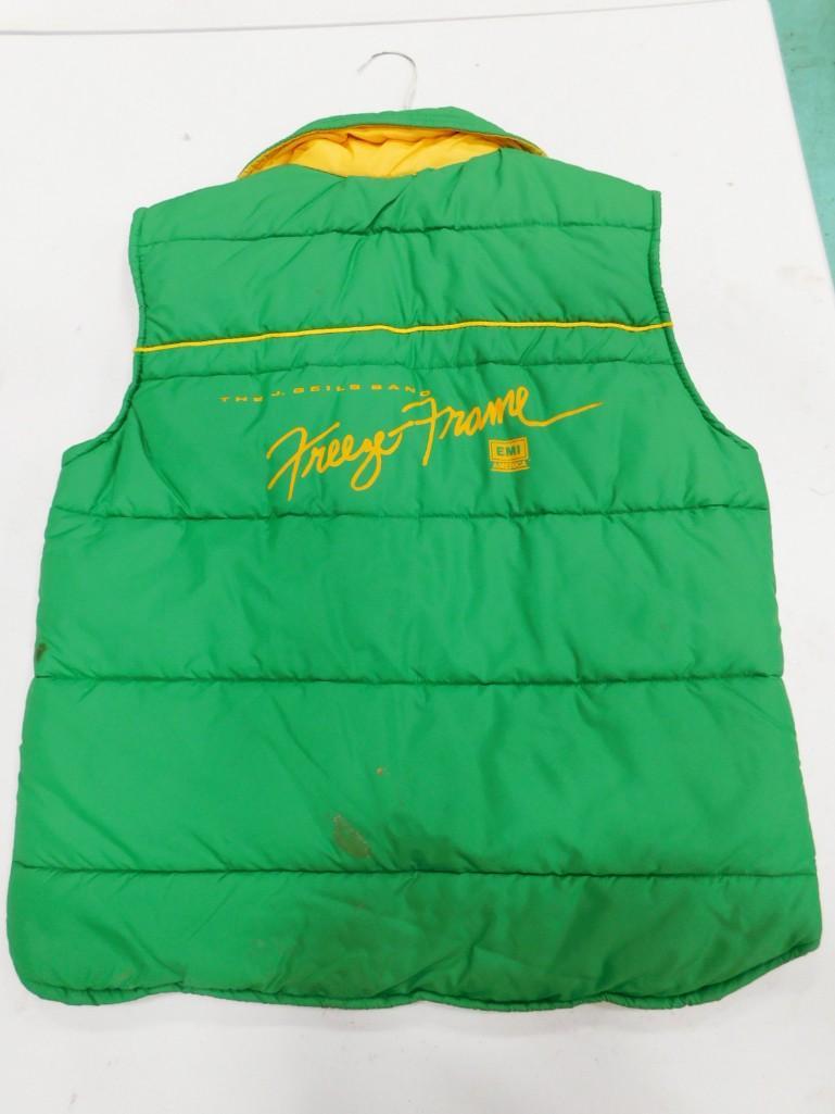 The J. Geils Band Freeze Frame Puffy Vest Size M: The J. Geils Band Freeze Frame Puffy Vest Size M Condition: may need cleaning