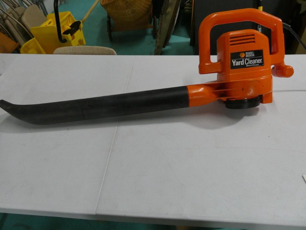 Electric Black and Decker Leaf Blower / Vacuum / Yard Cleaner Works (1 of 5)