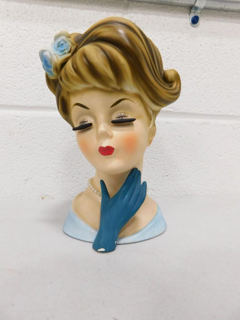 Vintage Lefton Head Vase 6 1/2" Tall (1 of 4)