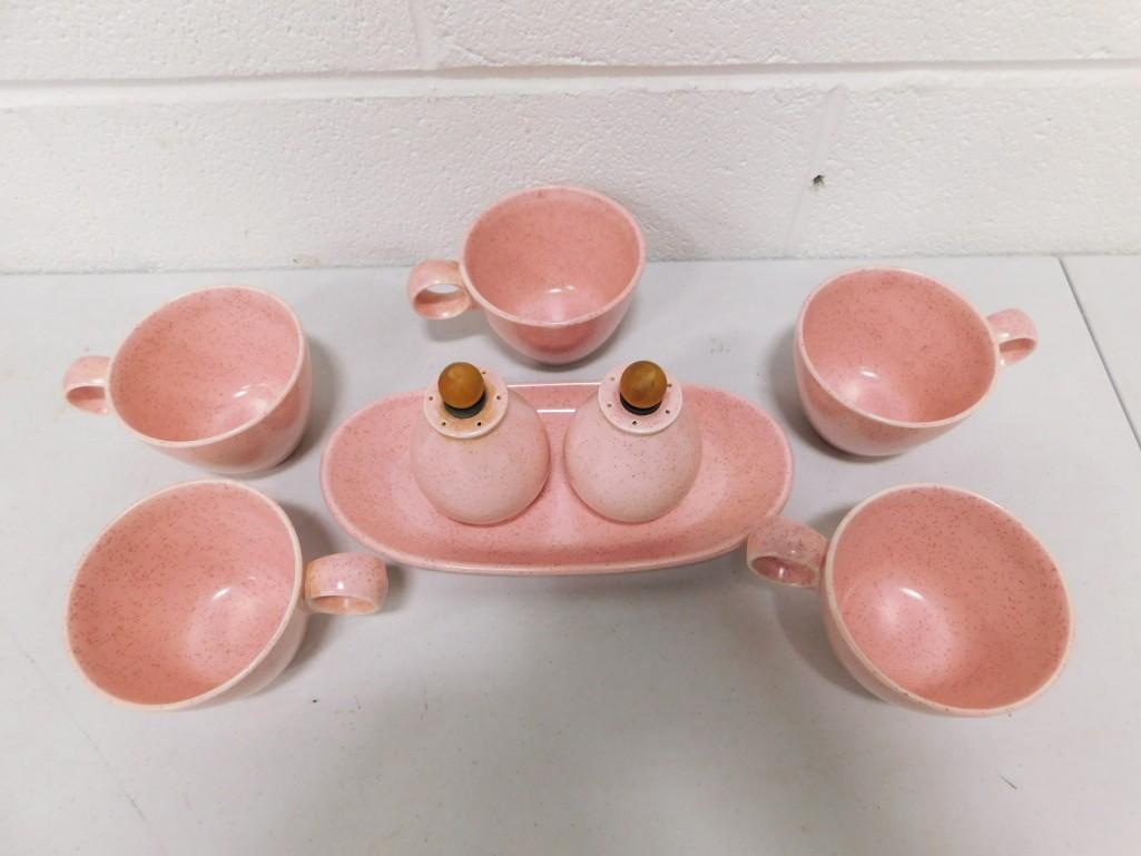 MCM Vernon Ware Tickled Pink Lot incl 5 Coffee Cups, Salt and Pepper  Shakers, and a Small Oval Dish (1 of 5)
