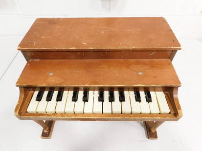 Vintage Schoenhut Child's Toy Piano: Vintage Schoenhut Child's Toy Piano Condition: scratches and nicks, some water marks on the back, please see all pictures