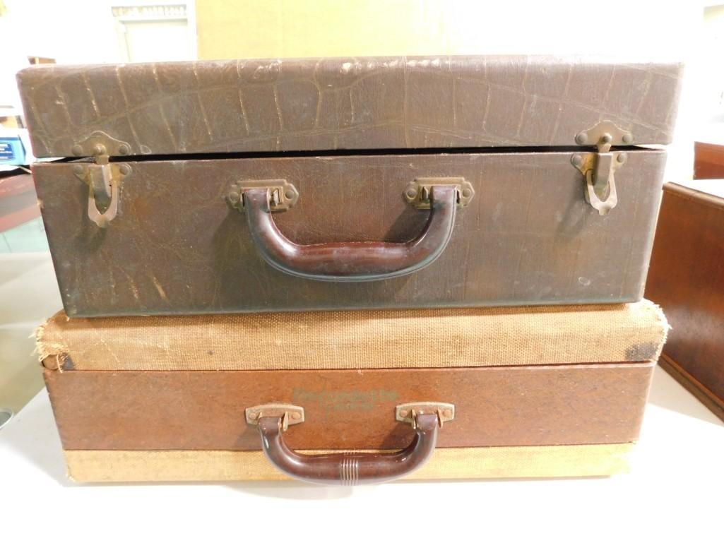 2 Antique Phonographs or Record Players (1 of 7)