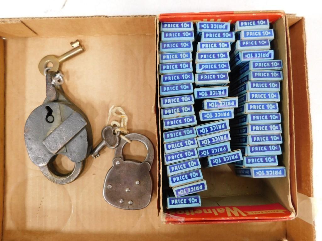 2 Vintage Padlocks and a Box of Vintage Double Edge Razor Blades (1 of 3)