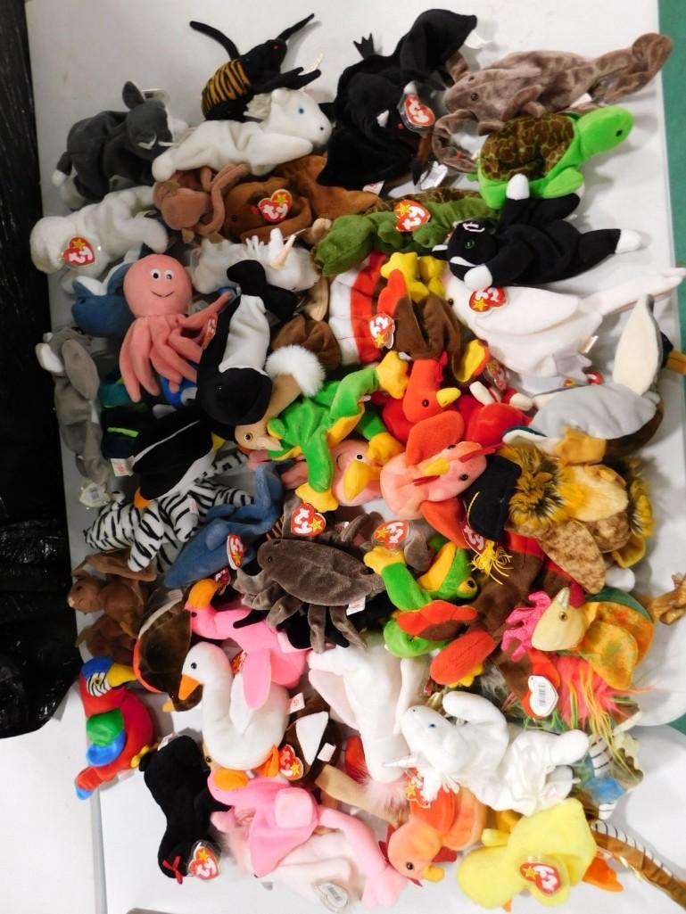 Approx 49 Beanie Babies: Approx 49 Beanie Babies Most with Tags . includes Radar the bat