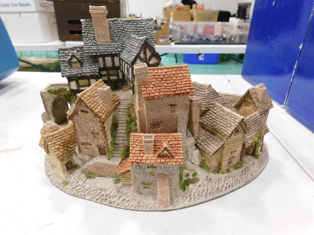 The Village by David Winter The Original Miniature Cottages Christmas Decor (1 of 5)