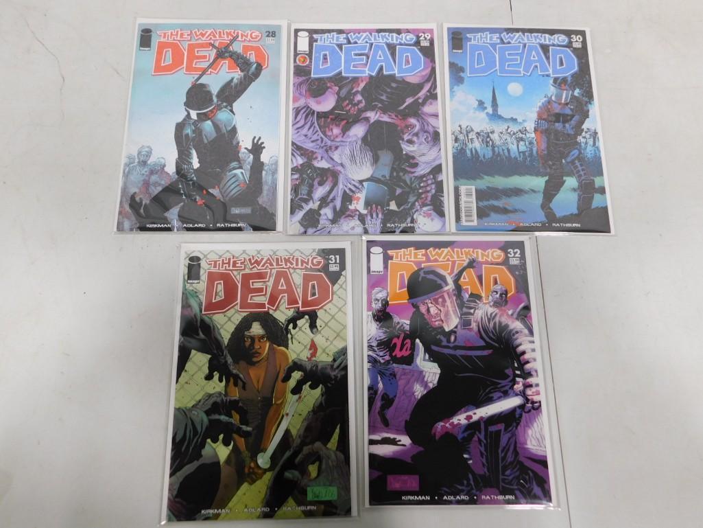 5 Walking Dead Comic Books Issues 28-32 (1 of 7)