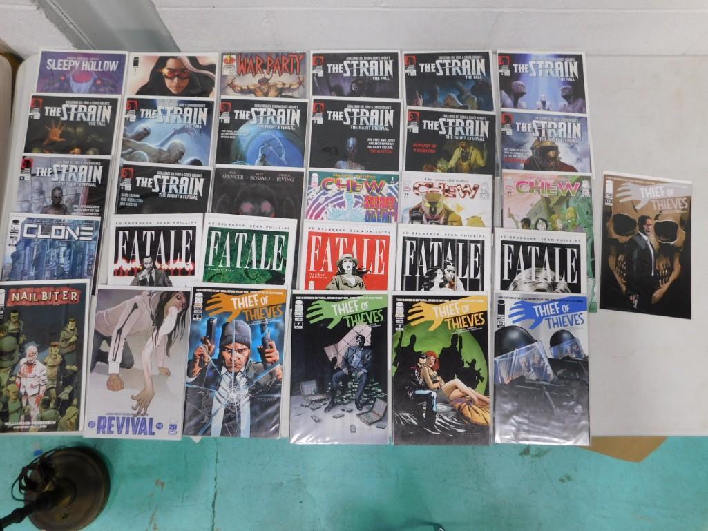 lot of 31 comic books including Sleepy Hollow, War Party (1 of 6)