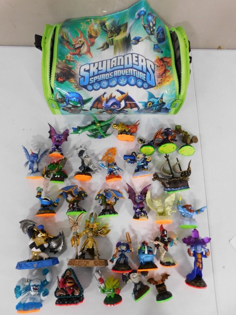 Skylanders Spyro's Adventure Toys , Case, a Few Cards (1 of 6)