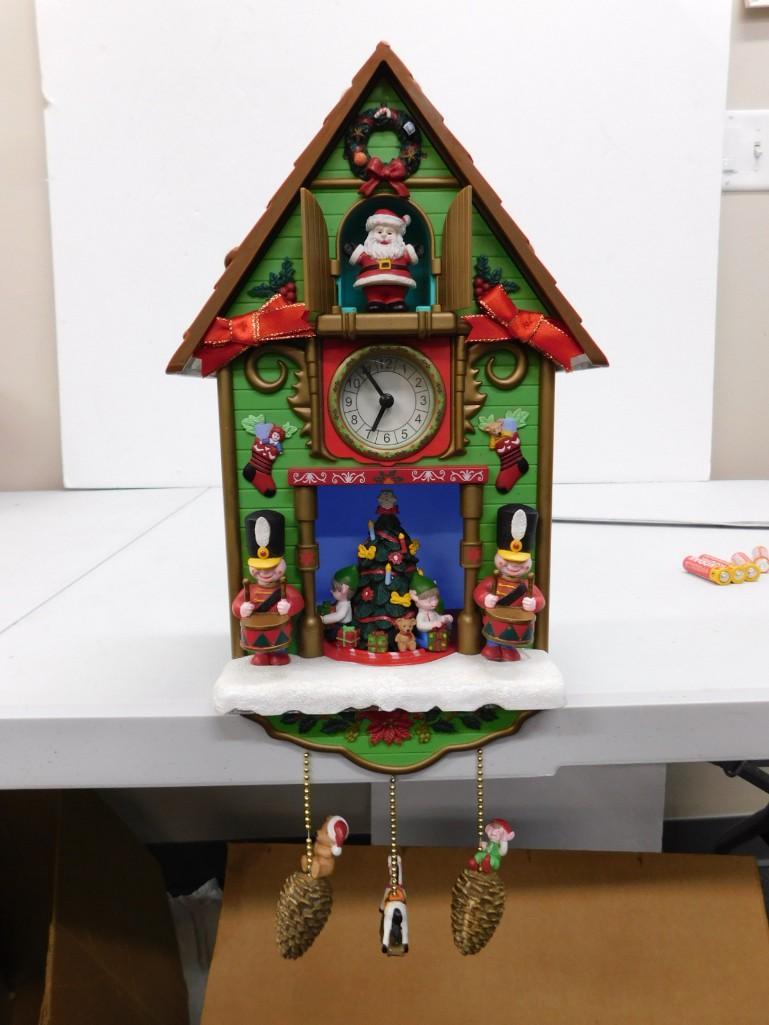 Christmas Cuckoo Clock: Christmas Cuckoo Clock