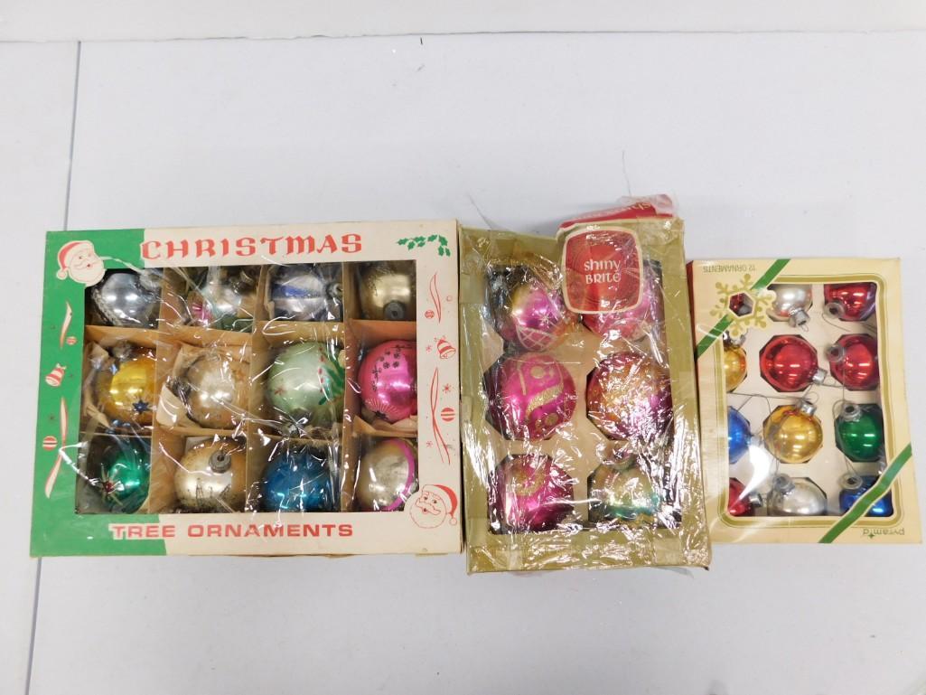 Vintage Glass Christmas Ornaments incl Shiny Brite, Stenciled, etc: Vintage Glass Christmas Ornaments incl Shiny Brite, Stenciled, etc