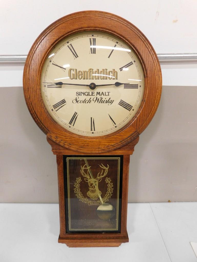 Glenfiddich Whisky Wood Heirloom Clock (1 of 8)