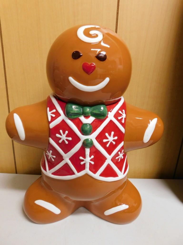 Harry & David 2009 Cookie Jar Gingerbread Boy (1 of 3)