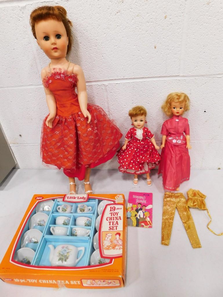 Vtg 1960s Ideal Platinum Blond Tammy Fashion Doll in Handmade Vtg Dress (1 of 11)