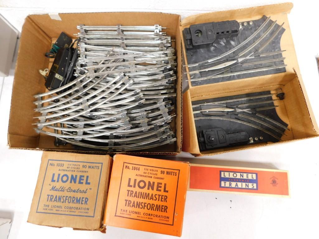 2 Lionel Transformers, 1 No 1122 Pair of Switches, No 6019 Remote Control (1 of 5)