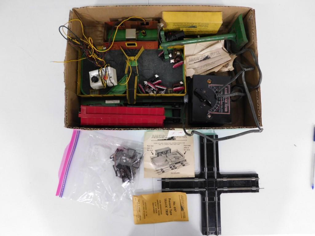 Model Train Accessories incl American Flyer (1 of 5)