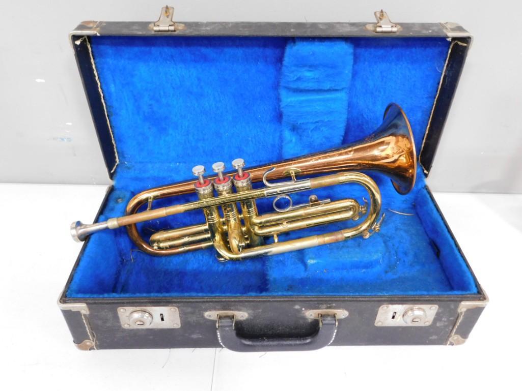 Conn USA Trumpet with Case (1 of 6)