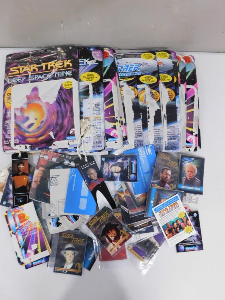 Lot of Star Trek collector Cards and the back cards from action figures (1 of 4)