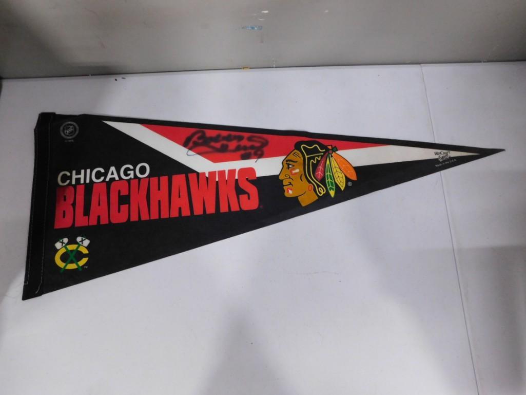 Chicago Blackhawks Bobby Hull Signed Pennant (1 of 3)