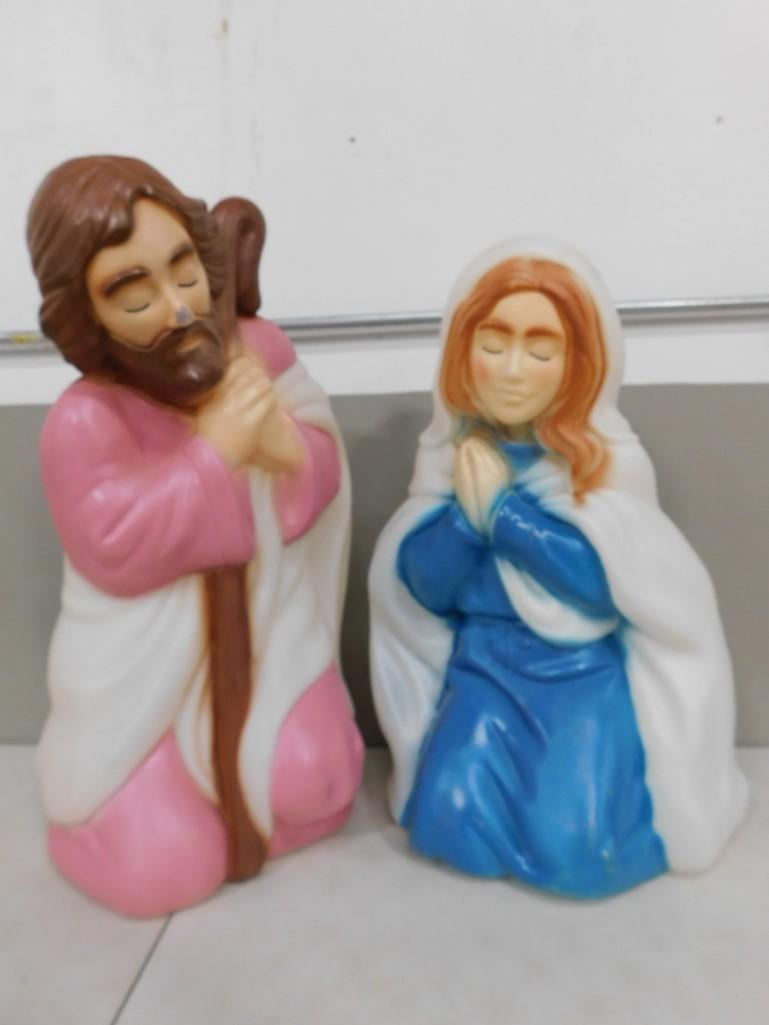 2 Nativity Christmas Blow Molds - General Foam Plastics (1 of 6)