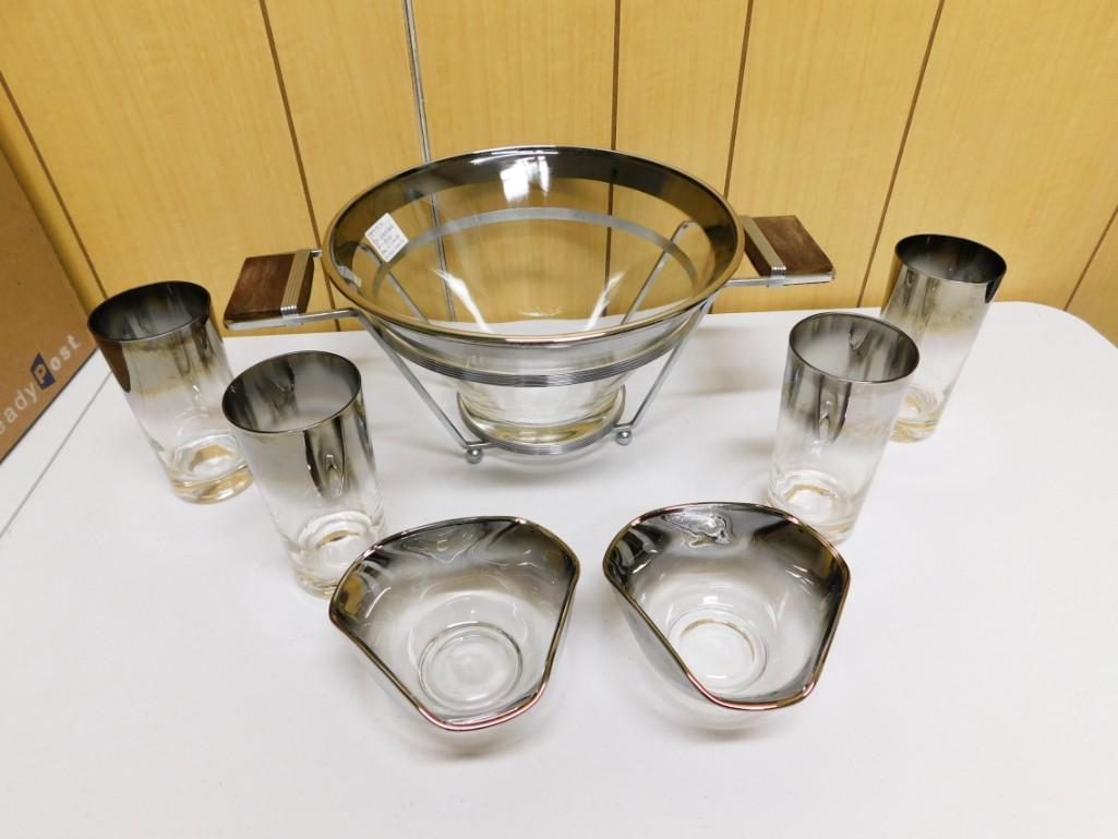 8 pc Silver Fade Set MCM Bowl w Cradle, Glasses, Bowls (1 of 4)