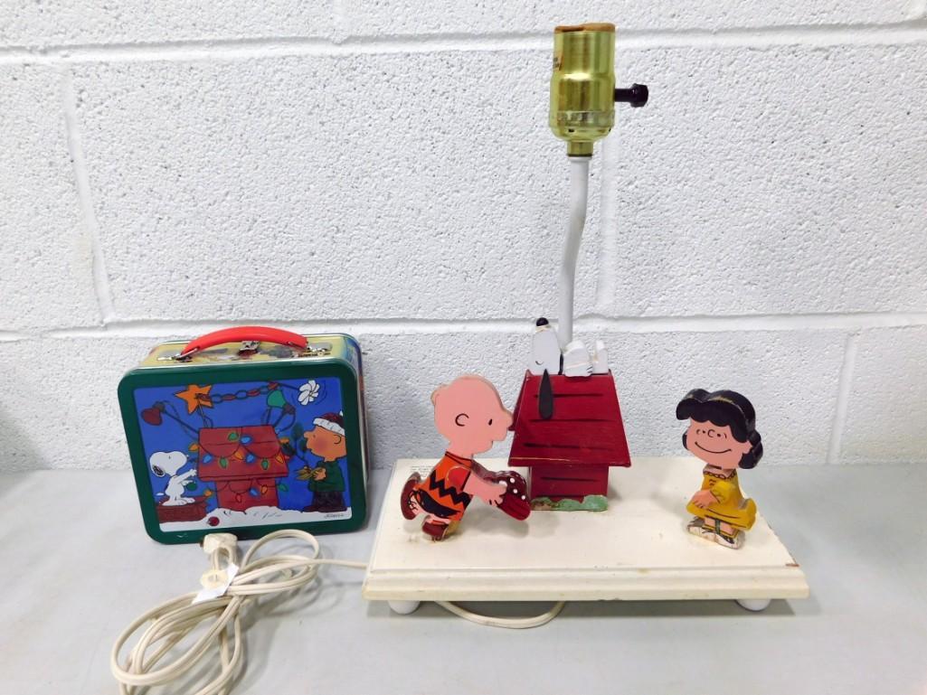 Vintage Peanuts Schulz Lamp, Poster, Small Charlie Brown Christmas Metal Lunchbox (1 of 8)