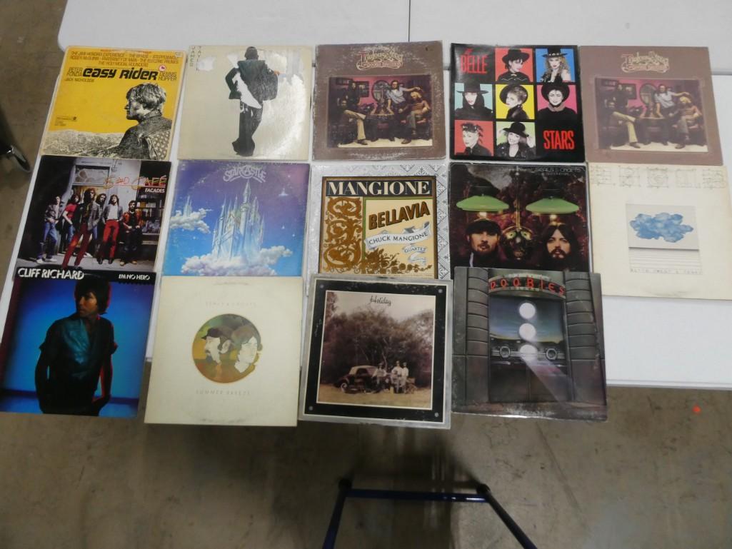 Lot of Vinyl Record Albums including Doobie Brothers, Chuck Magione, Easy Rider Soundtrack (1 of 5)
