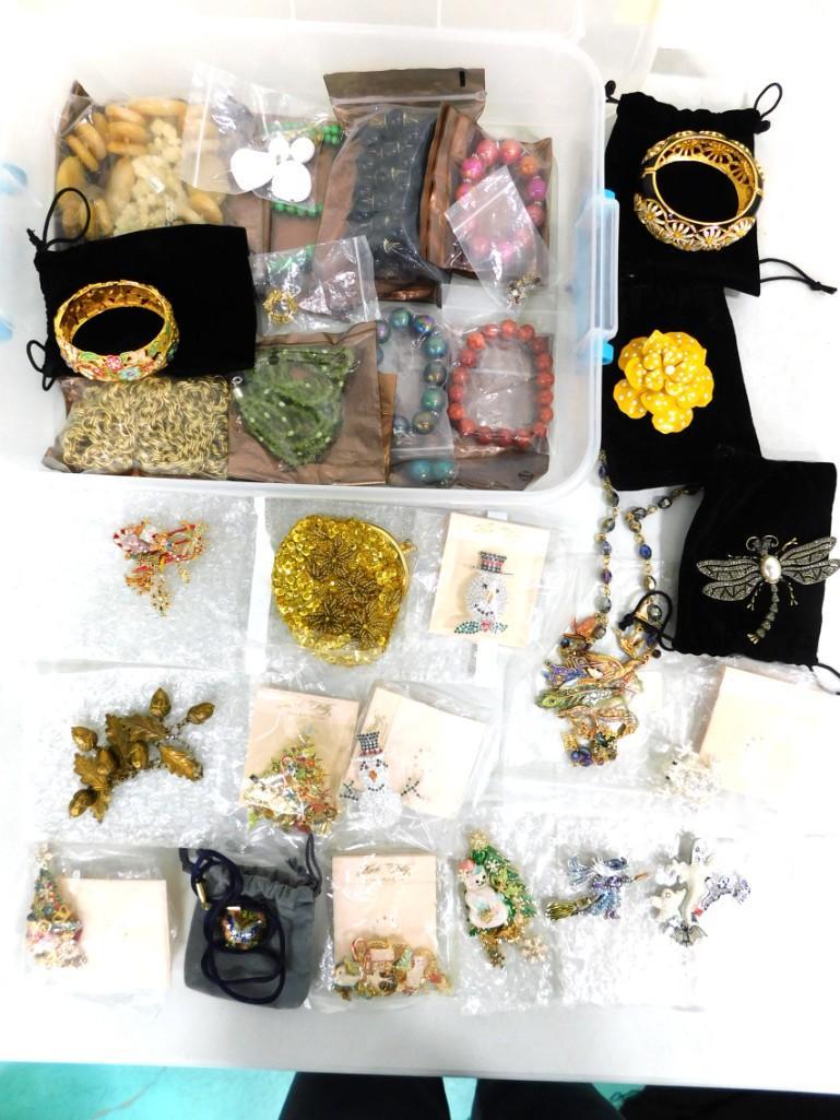 Costume Jewelry incl Brooches, Kirks Folly Necklace, Rhinestone, etc: Costume Jewelry incl Brooches, Kirks Folly Necklace, Rhinestone, etc