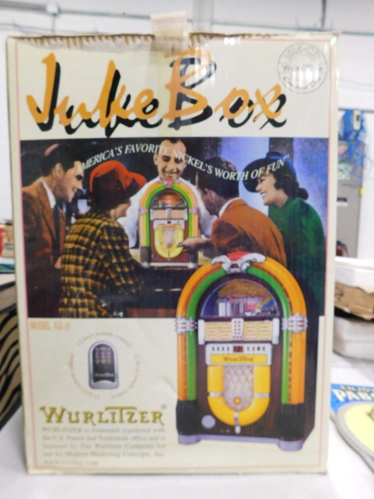 Wurlitzer Jukebox CD Player Model WR-18 New in Damaged Box (1 of 4)