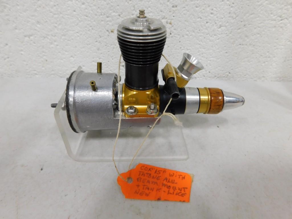 Engine for Remote Control Airplanes - Cox 15 with Mount (1 of 4)