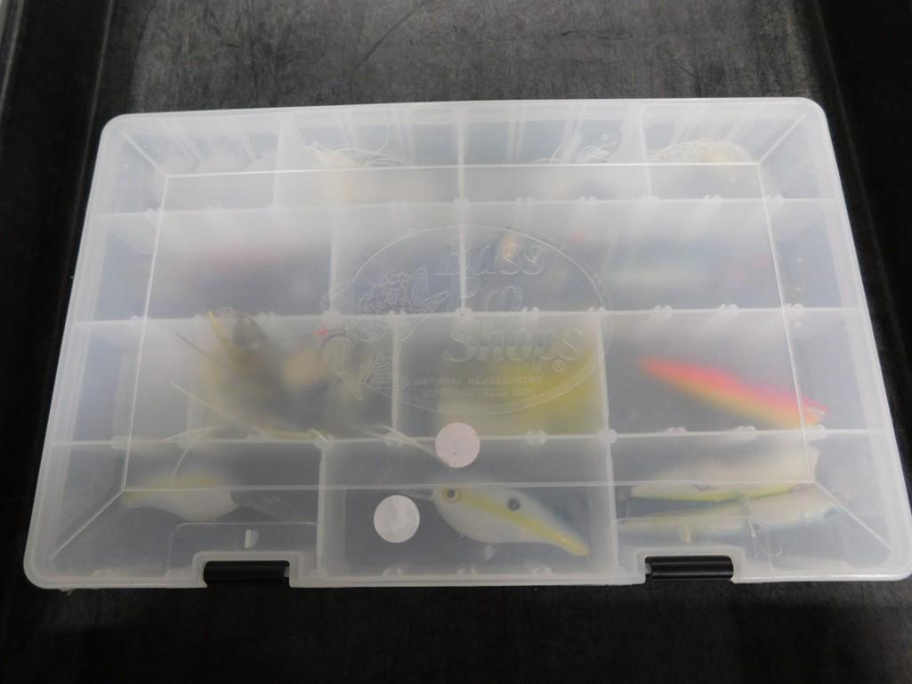 Fishing Lure Lot with Case, etc: Fishing Lure Lot with Case, etc
