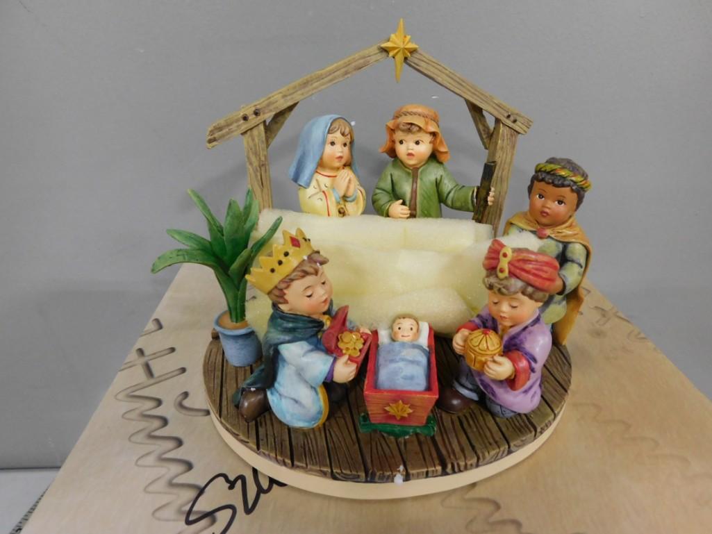 Hummel O Holy Night Nativity Scene by The Danbury Mint (1 of 6)