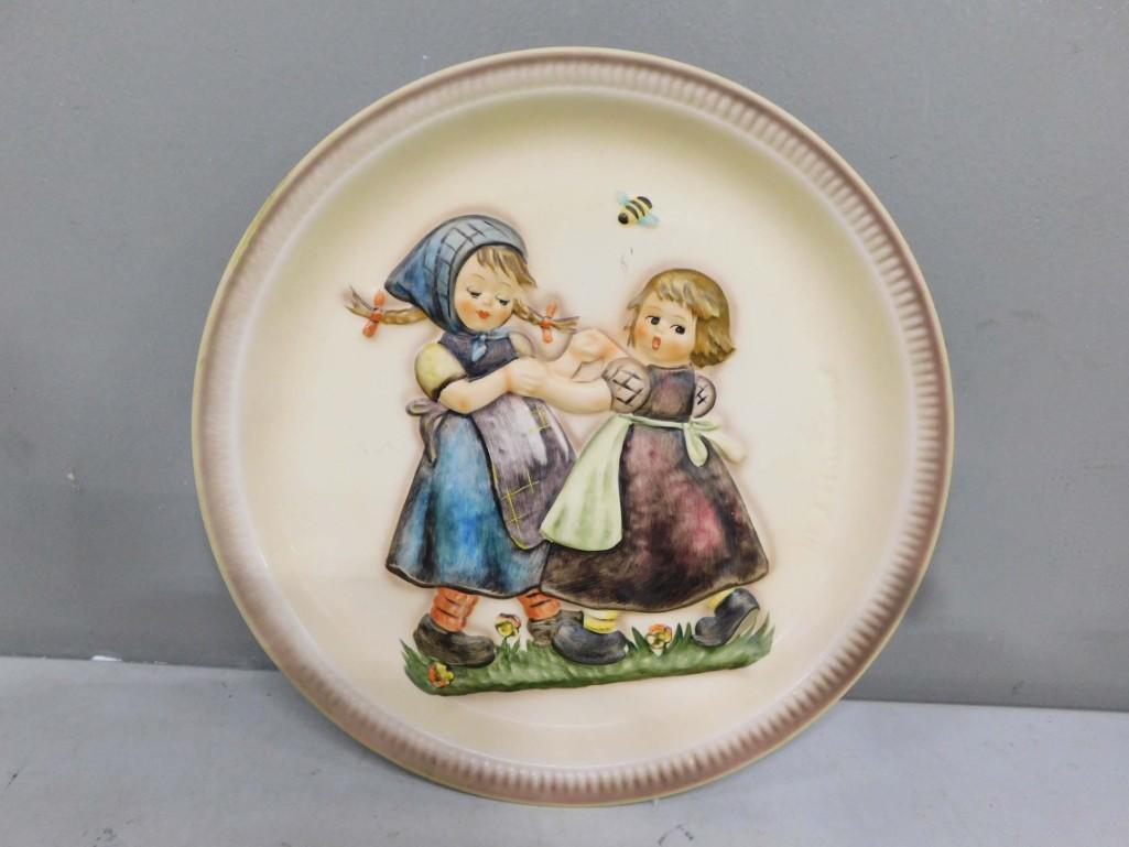 Goebel Hummel 1980 Spring Dance Anniversary Plate Second Edition (1 of 3)