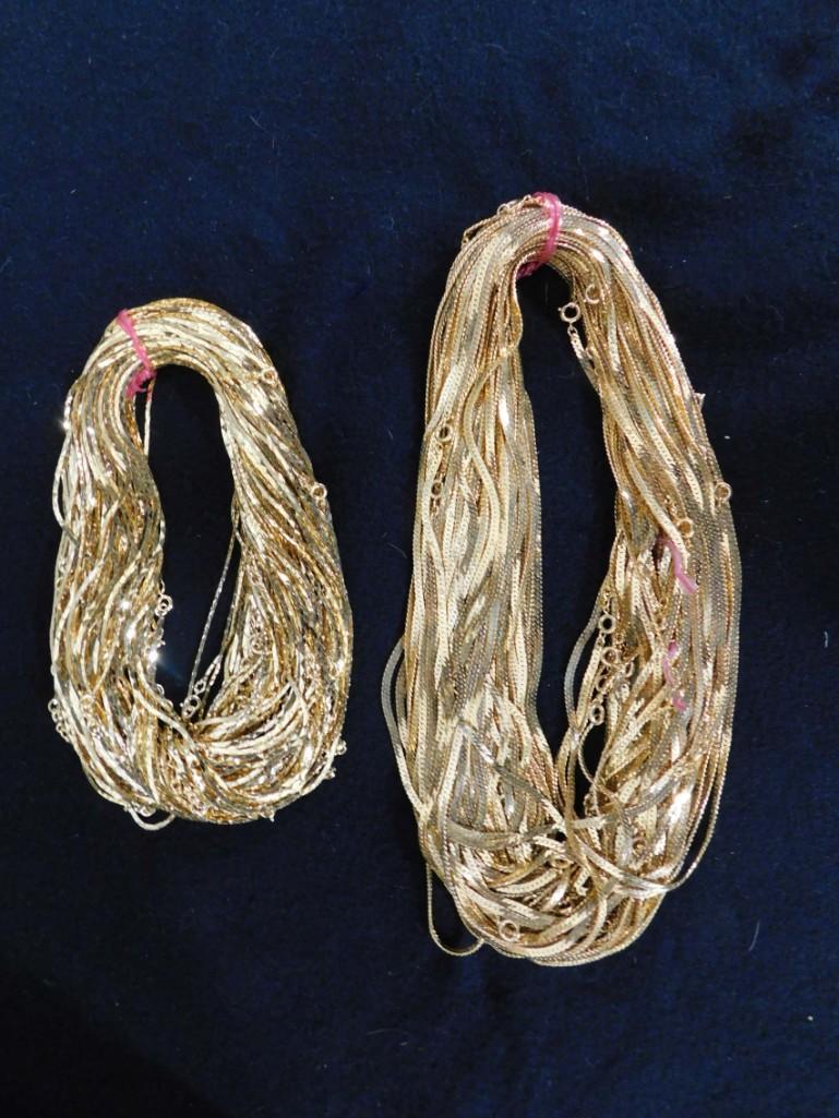 Lot of Costume Jewelry Chain Necklaces (1 of 2)