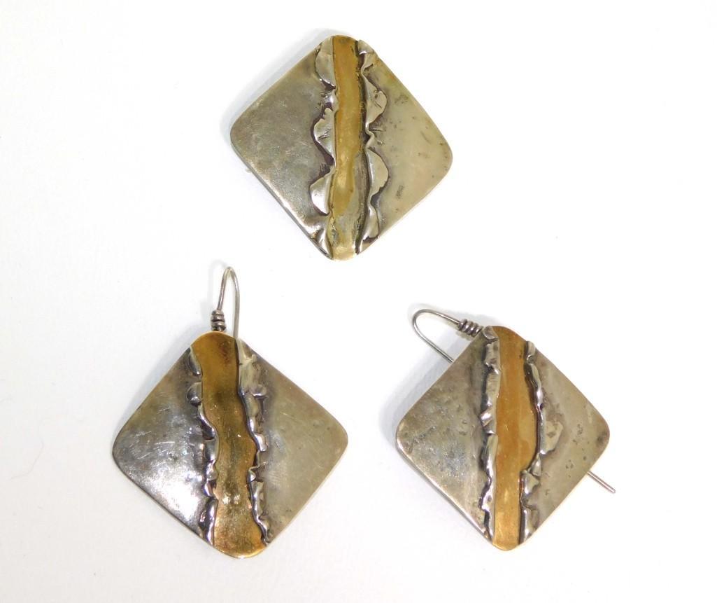 Richard Lindsay Sterling Square Petroglyphs Earrings and Matching Pin: Richard Lindsay Sterling Silver Square Petroglyphs Earrings and Matching Pin - .90 oz. - PLEASE NOTE: any props, stands, displays, trays, and/or quarters shown in the pictures are not included with th