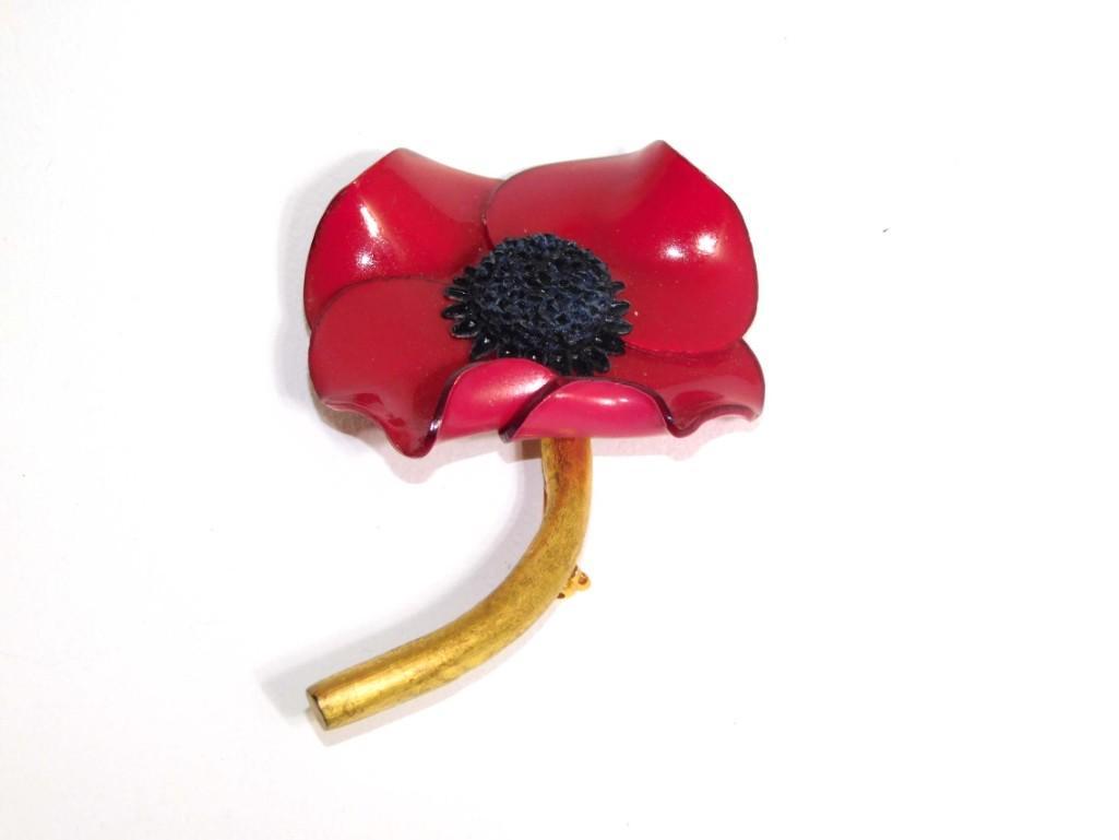 Fabrice Red Flower Pin/ Brooch (1 of 4)