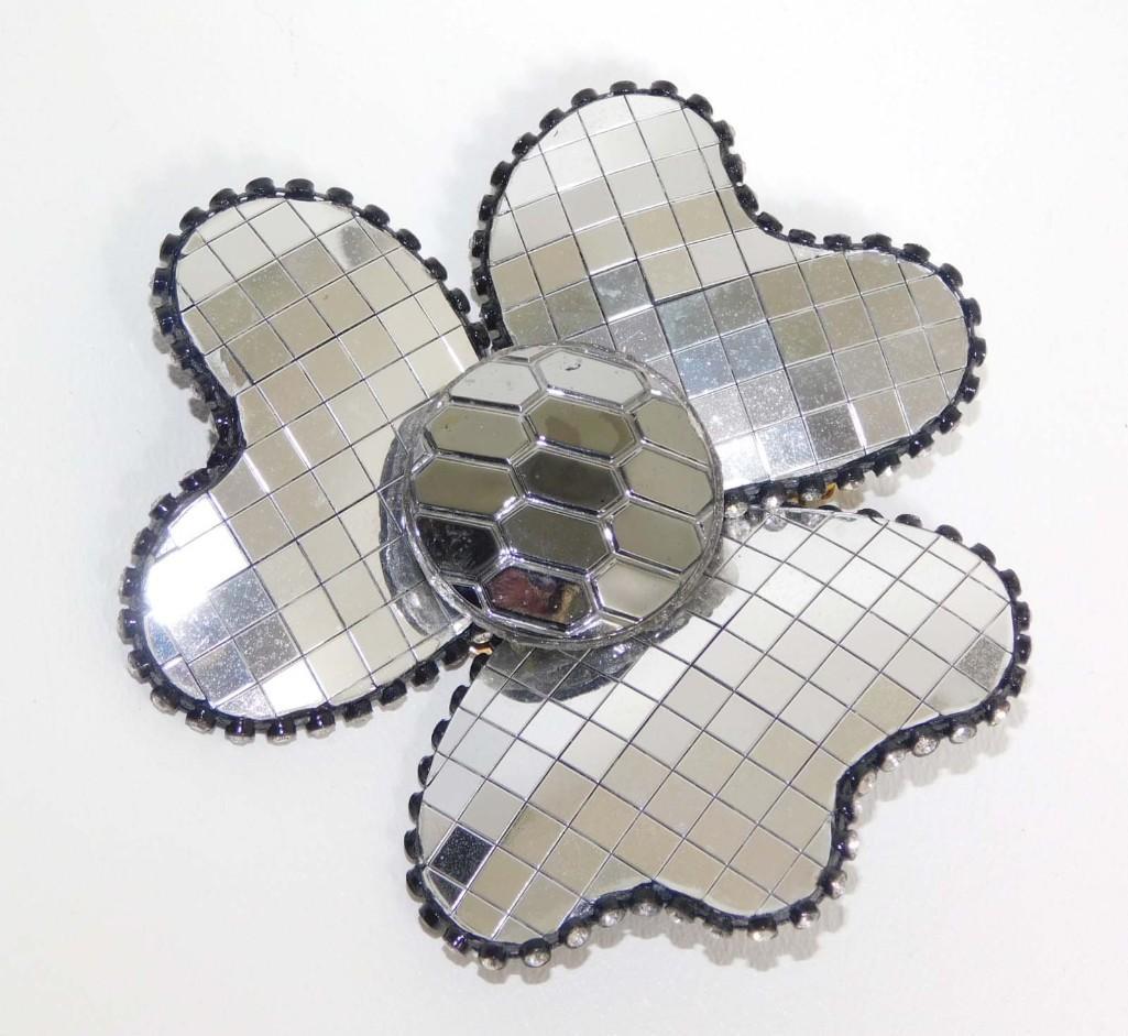 Fabrice Paris Pin or Brooch Shiny Flower: Fabrice Paris Pin or Brooch Shiny Flower - Approx. 3 3/4" wide - PLEASE NOTE: any props, stands, displays, trays, and/or quarters shown in the pictures are not included with the item(s) and are sh