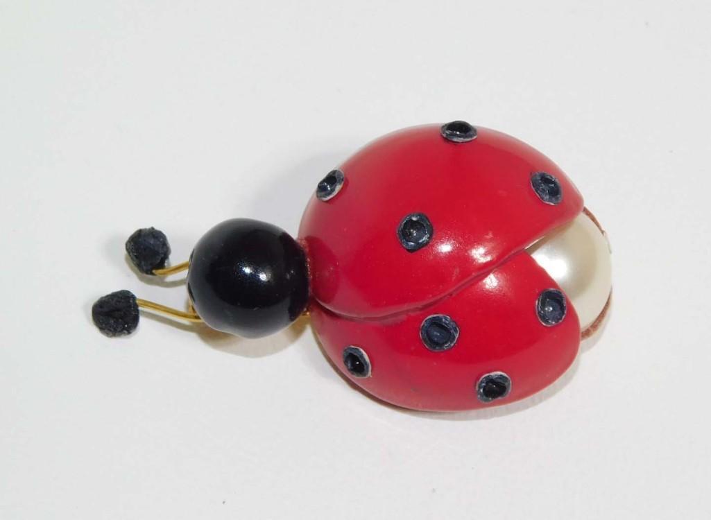 Fabrice Paris Pin or Brooch Ladybug: Fabrice Paris Pin or Brooch Ladybug - Approx. 2" Length - PLEASE NOTE: any props, stands, displays, trays, and/or quarters shown in the pictures are not included with the item(s) and are shown for