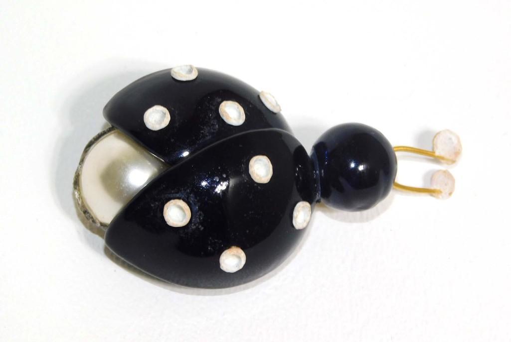 Fabrice Paris Pin or Brooch Black Ladybug: Fabrice Paris Pin or Brooch Black Ladybug - Approx. 2" Length - PLEASE NOTE: any props, stands, displays, trays, and/or quarters shown in the pictures are not included with the item(s) and are sho