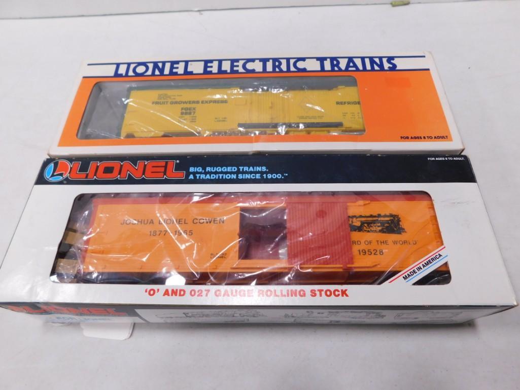Pair of Lionel O scale Train Cars in original boxes (1 of 6)