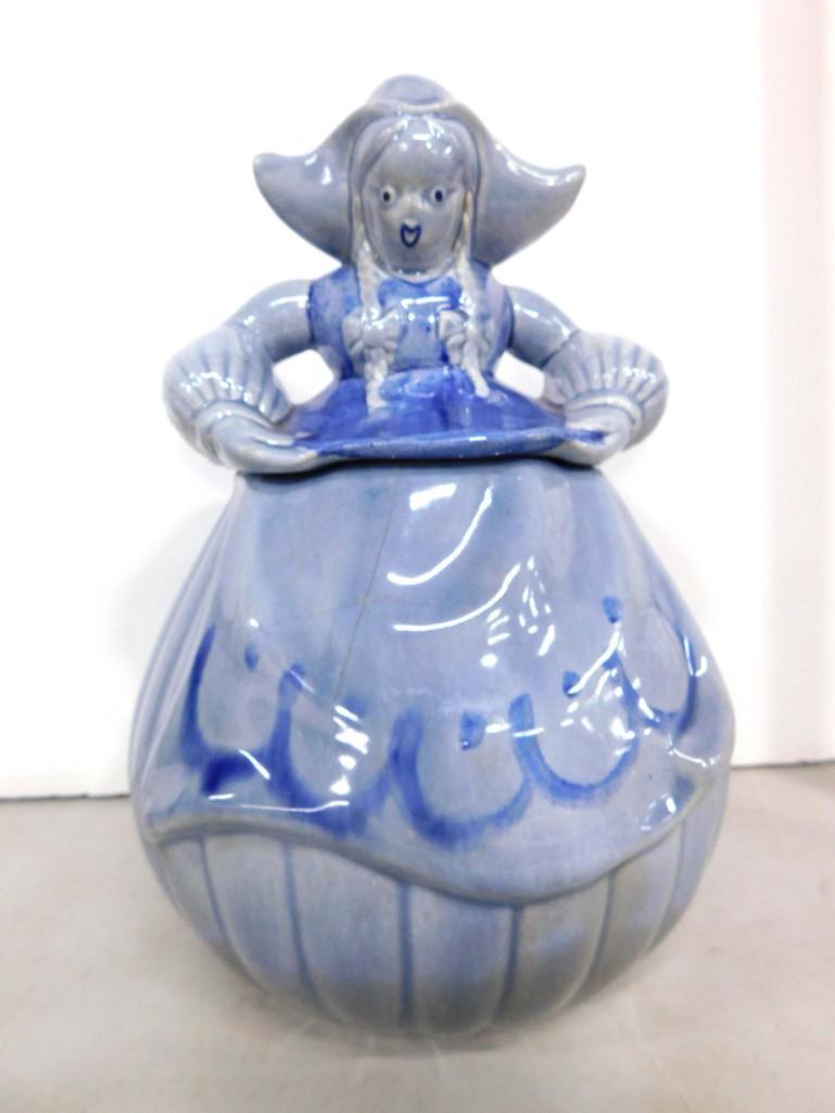 Vintage Dutch Girl Ceramic Cookie Jar: Vintage Dutch Girl Ceramic Cookie Jar Condition: has a hairline crack down the front of her dress